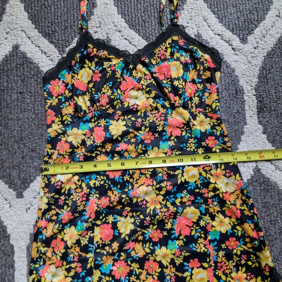 Vintage Slip, Dress Or Long Top Side Slits Size XS Or Small, Flower Print Straps - Picture 8 of 9
